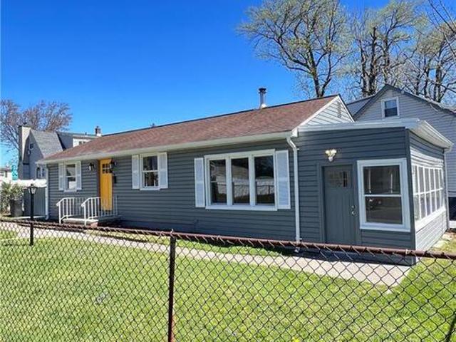 3 BR, 2 BA Apartment 10 Lake Avenue, Keyport, NJ 07735