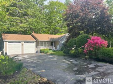 3 BR, 2 BA Apartment 10 Village Green Drive, Unit Unit 1, Ogunquit, ME 03907