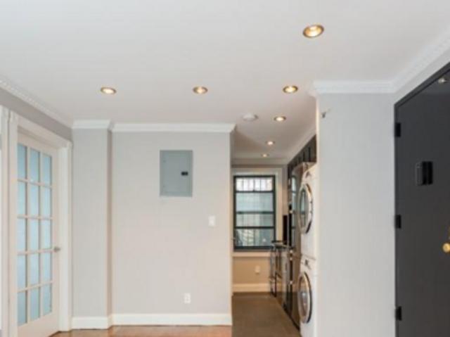 3 BR, 2 BA Apartment 113 Mulberry St, Unit 5F, New York, NY 10013