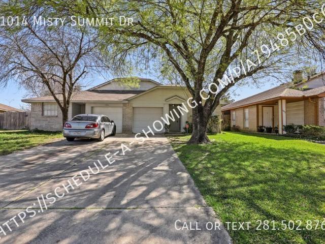 3 BR, 2 BA Apartment 11014 Misty Summit Dr, Houston, TX 77086