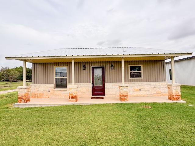 3 BR, 2 BA Apartment 1105 E Navarro, Mart, TX 76664