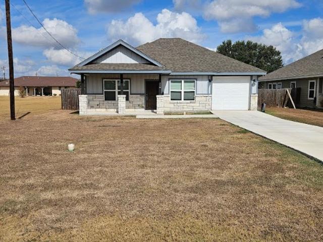 3 BR, 2 BA Apartment 110 East Otto Street, Marion, TX 78124