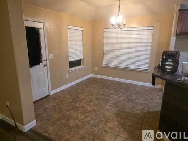 3 BR, 2 BA Apartment 11104 Southwest 40th Street, Mustang, OK 73064