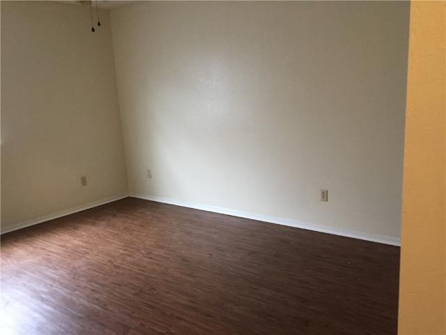 3 BR, 2 BA Apartment 1115 Dexter Drive South, College Station, TX 77840