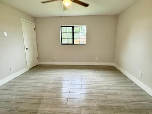 3 BR, 2 BA Apartment 1115 Ivan Ave S, Unit 1, Lehigh Acres, FL 33973