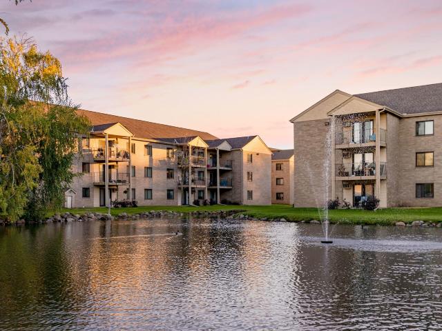 3 BR, 2 BA Apartment 111 83rd Avenue Northeast Unit 06114, Minneapolis, MN 55432
