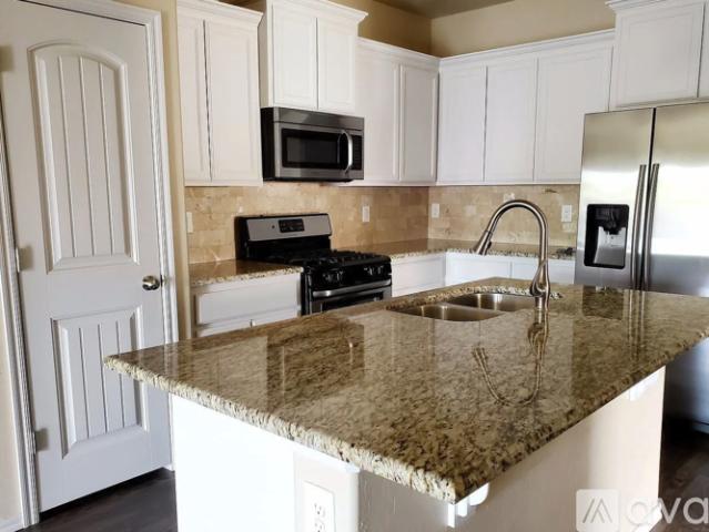3 BR, 2 BA Apartment 11202 NW 114th St, Yukon, OK 73099