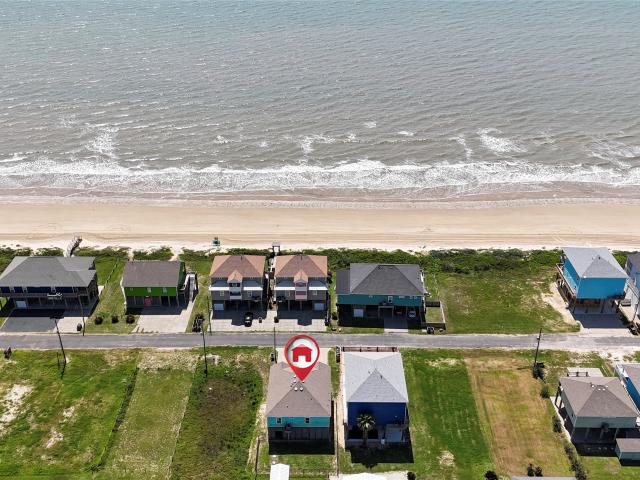 3 BR, 2 BA Apartment 1121 Blue Water Drive, Crystal Beach, TX 77650