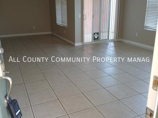 3 BR, 2 BA Apartment 1132 N Broadway, Escondido, CA 92026