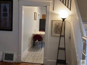 3 BR, 2 BA Apartment 1134 S College St, Springfield, IL 62704