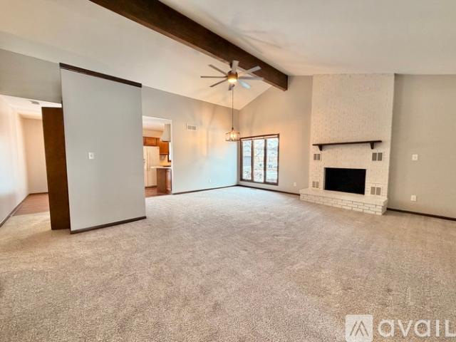 3 BR, 2 BA Apartment 117 Juniper Dr, Schererville, IN 46375