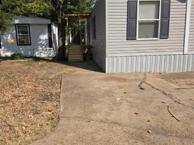 3 BR, 2 BA Apartment 11435 Kleberg Road 241, Dallas, TX 75253