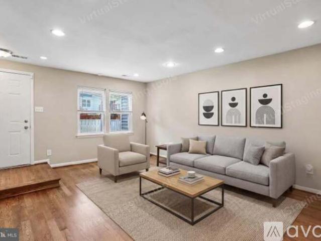 3 BR, 2 BA Apartment 11467 Appledowre Way, Unit 11467, Germantown, MD 20876