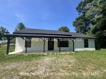 3 BR, 2 BA Apartment 114 Raby St, Canton, NC 28716