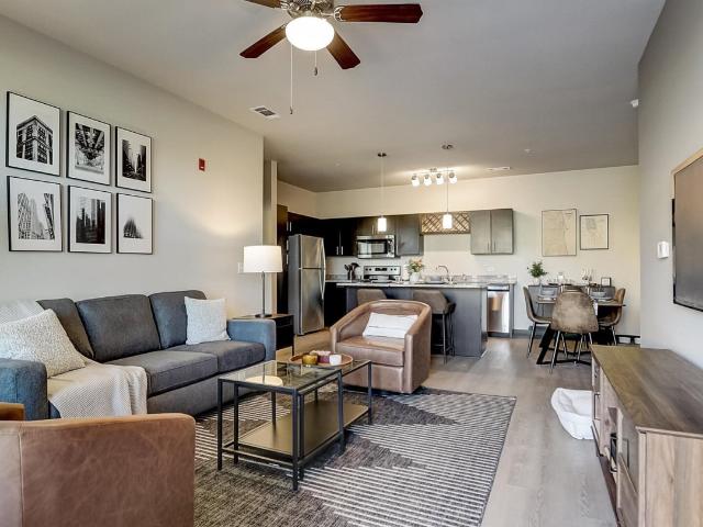 3 BR, 2 BA Apartment 1150 Lily Cache Ln Unit 110, Bolingbrook, IL 60440