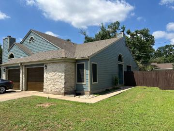 3 BR, 2 BA Apartment 11600 Argonne Forest Trl Unit 11620B, Austin, TX 78759