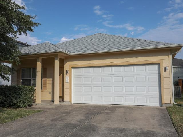 3 BR, 2 BA Apartment 11810 Navasota St, Manor, TX 78653