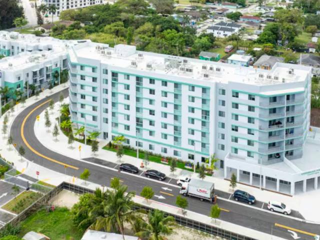 3 BR, 2 BA Apartment 11850 SW 216th St, Miami, FL 33170