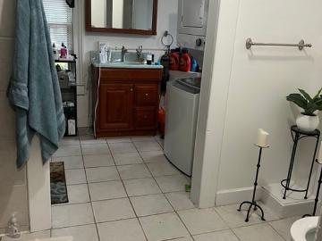 3 BR, 2 BA Apartment 119 N Hamilton St, Unit 5, Ypsilanti, MI 48197