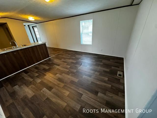 3 BR, 2 BA Apartment 119 Sue St Spring Lake, NC 28390