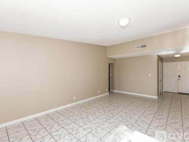 3 BR, 2 BA Apartment 11 Cherry Lane, Guilderland, NY 12084