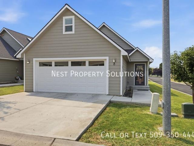 3 BR, 2 BA Apartment 123 E 9th Ave, Moses Lake, WA 98837