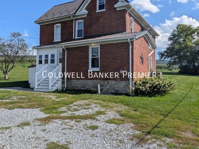 3 BR, 2 BA Apartment 120 Birch Lane, Bedford, PA 15522