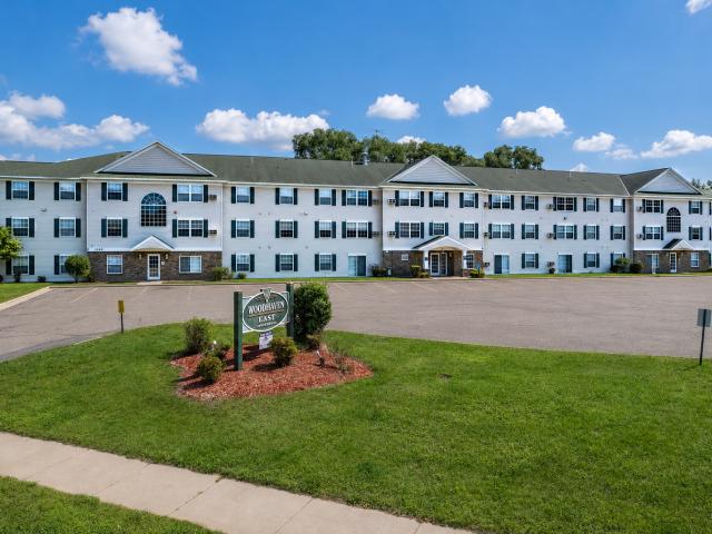 3 BR, 2 BA Apartment 1220 E St. Germain St, St. Cloud, MN 56304