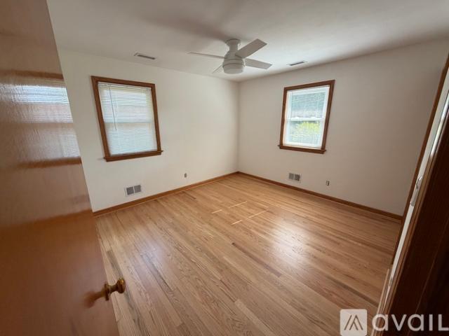 3 BR, 2 BA Apartment 1221 Pascal Pl, Norfolk, VA 23502