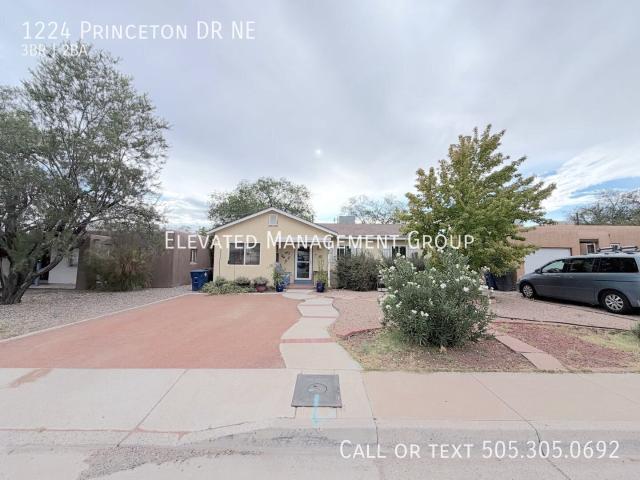 3 BR, 2 BA Apartment 1224 Princeton DR NE, Albuquerque, NM 87106