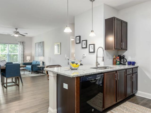 3 BR, 2 BA Apartment 122 Retreat Lane Unit 3A, Burlington, NC 27215