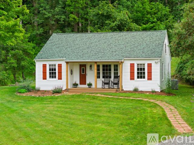 3 BR, 2 BA Apartment 124 Old Sawmill Road, Todd, NC 28684