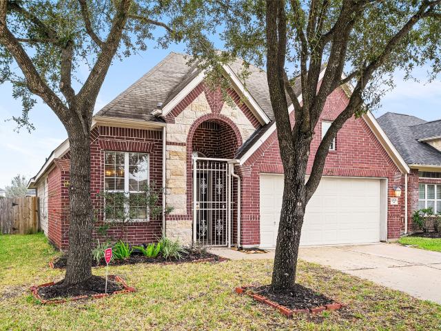3 BR, 2 BA Apartment 12626 Atwood Grove Lane, Houston, TX 77086