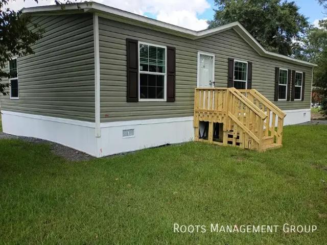 3 BR, 2 BA Apartment 12 Easy Drive, Albany, GA 31705