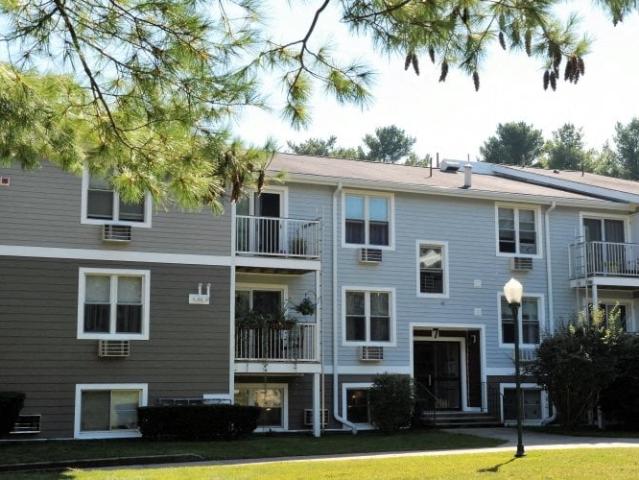 3 BR, 2 BA Apartment 12 State Street, East Wareham, MA 02538