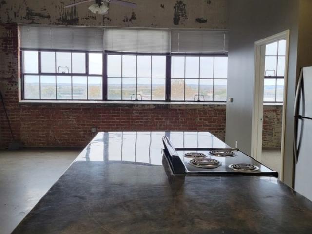 3 BR, 2 BA Apartment 1300 South 11th Street Unit 632, Saint Joseph, MO 64503
