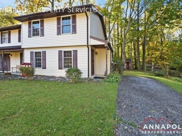 3 BR, 2 BA Apartment 1303 Old Pine Court, Annapolis, MD 21409