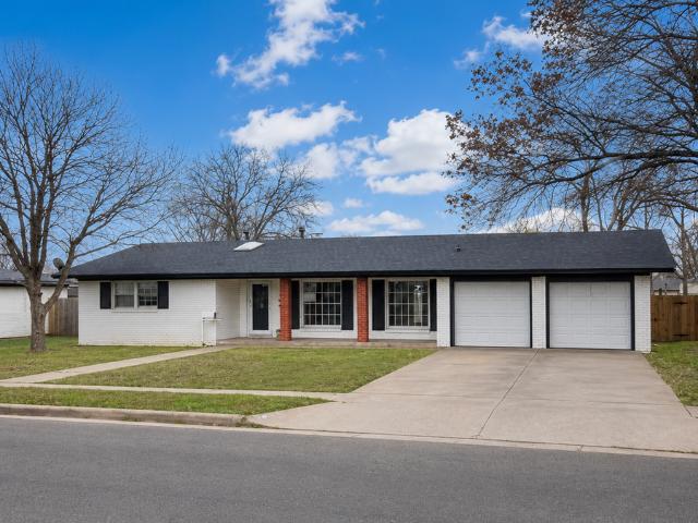 3 BR, 2 BA Apartment 1309 59th St Lubbock, TX 79412