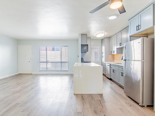 3 BR, 2 BA Apartment 1311 Euclid St Unit 004, Santa Monica, CA 90404