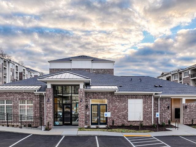3 BR, 2 BA Apartment 13120 Royal Palm Way Unit 2 207, Knoxville, TN 37934