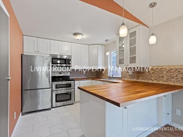 3 BR, 2 BA Apartment 1318 NE Rosa Parks Way, Portland, OR 97211