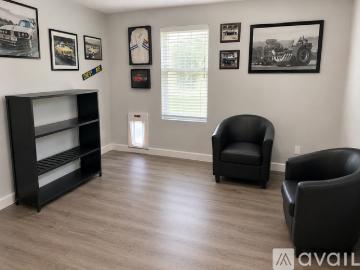 3 BR, 2 BA Apartment 131 Elise Court, Pacific, WA 98047