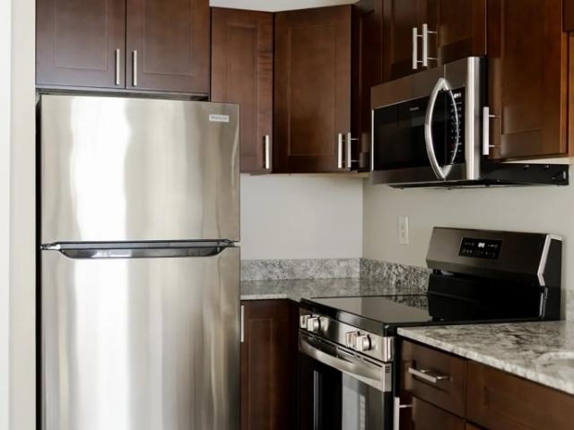 3 BR, 2 BA Apartment 13257 Court Place Unit 1 13329, Burnsville, MN 55337