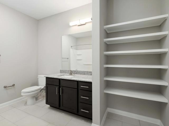 3 BR, 2 BA Apartment 13411 FM812 Rd Unit 2301, Del Valle, TX 78617
