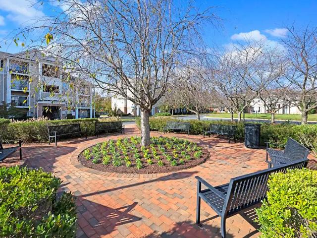 3 BR, 2 BA Apartment 13500 Carlow point Circle Unit 503402, Germantown, MD 20874