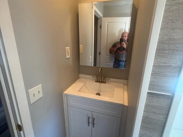 3 BR, 2 BA Apartment 136 Lonsdale Street, Unit 2e, Fall River, MA 02721