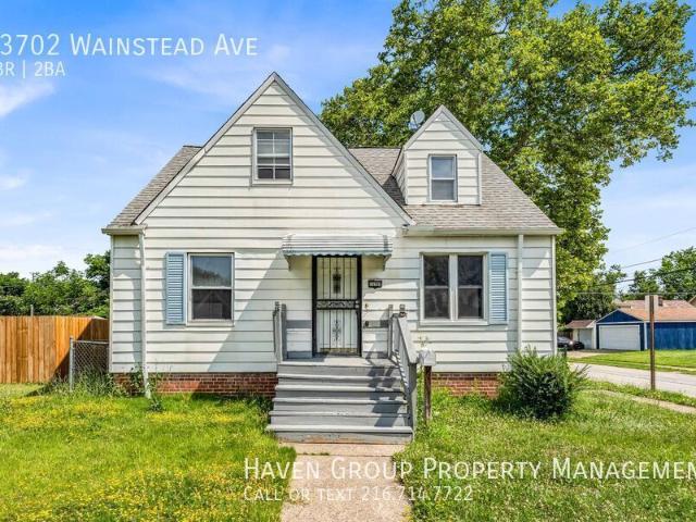 3 BR, 2 BA Apartment 13702 Wainstead Ave, Cleveland, OH 44111