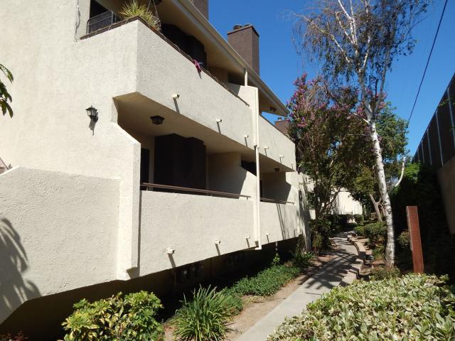 3 BR, 2 BA Apartment 13825 Beaver Street, Sylmar, CA 91342