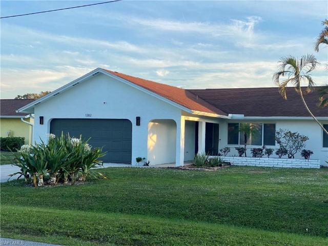 3 BR, 2 BA Apartment 1382 North Alhambra Cir, Naples, FL 34103