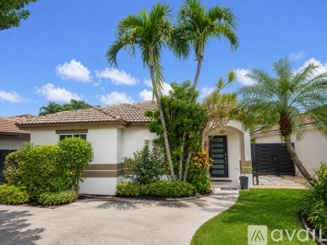 3 BR, 2 BA Apartment 13923 Southwest 151st Avenue, Miami, FL 33196